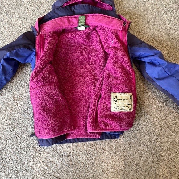 LL Bean 4/5 Winter Jacket - Picture 3 of 4